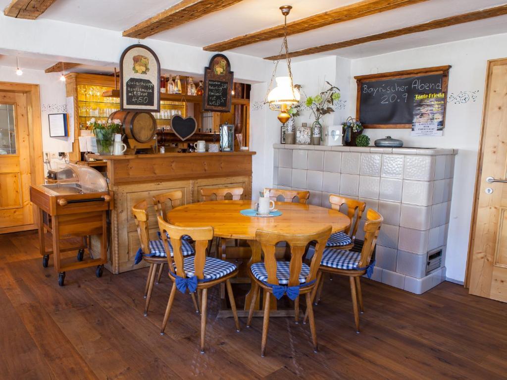 Gasthaus Zur Post Waal Eksteriør billede